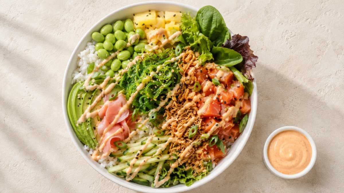Easy Hawaiian Poke Bowl with Spicy Aioli