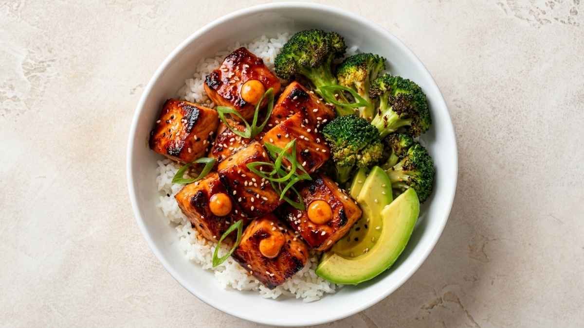 Honey Garlic Salmon Bowl