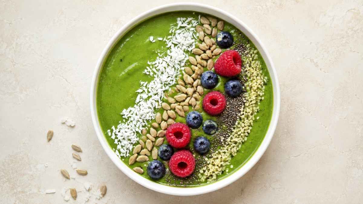 Super Green Smoothie Bowl